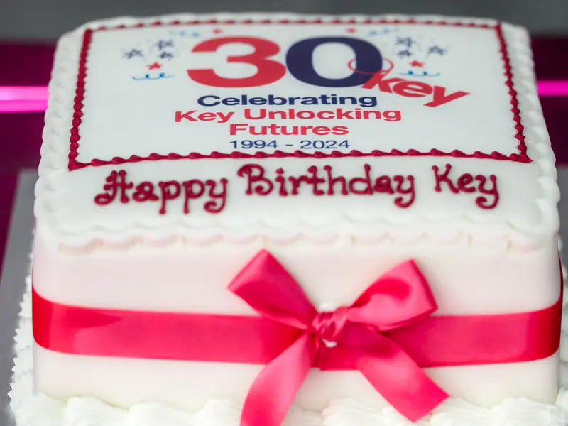 30th birthday anniversary cake